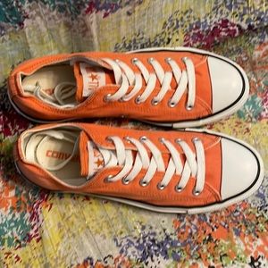 Converse Chuck Taylor All Star Low Cut Sneakers W9 M7